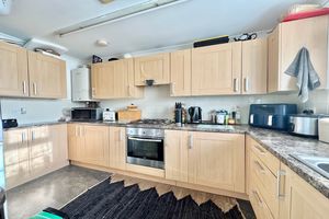 Annexe Kitchen- click for photo gallery